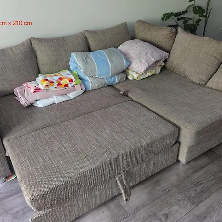 M Zone, Quiet Large Living Room, Terrace Homestay *